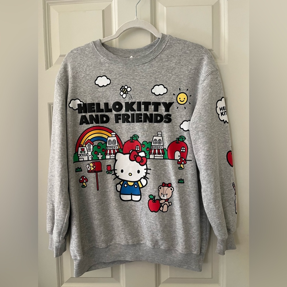 Sanrio Hello Kitty and Friends Crewneck Sweatshirt Gray Soft Cozy Cartoon size S
